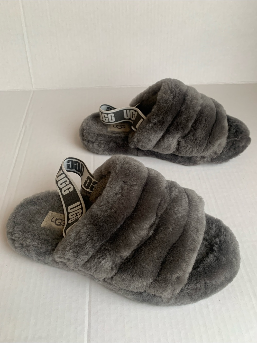 UGG Plush Charcoal Grey Fluff Slide Slingback Slippers Size US 4 EU 36 Kids - Picture 9 of 9